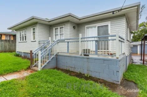 Property photo of 9 Dodd Street Newtown QLD 4350