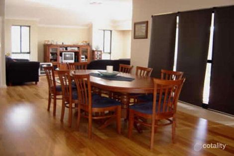 Property photo of 8 Steineck Way Wattle Grove WA 6107