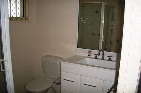 Property photo of 8 Abby Drive Gracemere QLD 4702