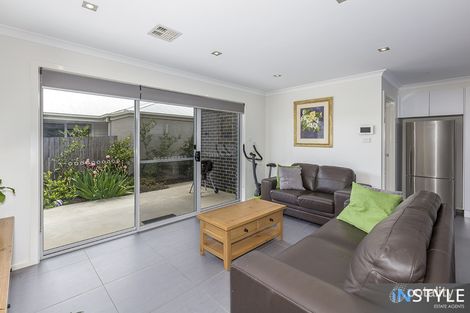 Property photo of 27 Turbayne Crescent Forde ACT 2914