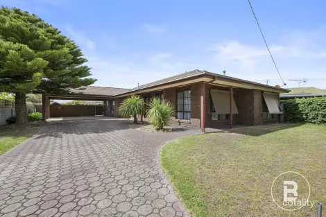 292 Gladstone St, Maryborough, VIC 3465