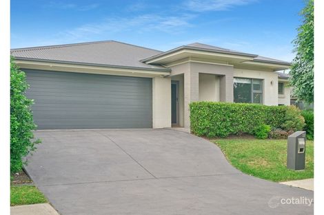 32 Felix St, Gregory Hills, NSW 2557
