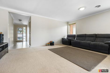 Property photo of 36 Watergum Way Wallan VIC 3756