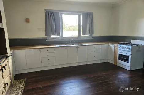 Property photo of 39 Ulster Road Yakamia WA 6330