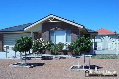 28 Shrivell Cct, Dunlop, ACT 2615