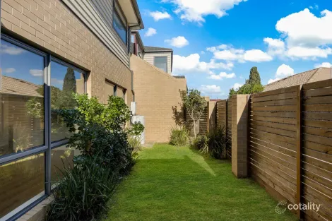 Property photo of 1/3 Montasell Avenue Deer Park VIC 3023