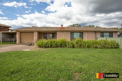 1 Wagonia Dr, Kootingal, NSW 2352