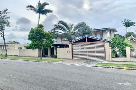 Property photo of 4 Annerley Avenue Runaway Bay QLD 4216