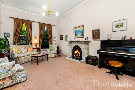 Property photo of 2 Beaconsfield Road Hawthorn East VIC 3123
