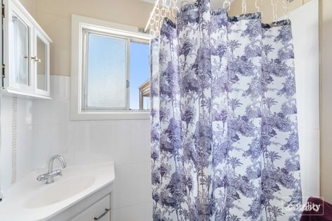 Property photo of 112 Sugars Avenue Hindmarsh Island SA 5214