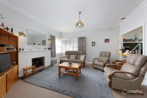 Property photo of 110 East Boundary Road Bentleigh East VIC 3165