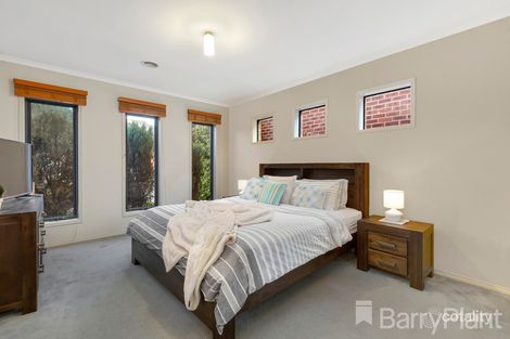 Property photo of 30 Scarlet Drive Bundoora VIC 3083