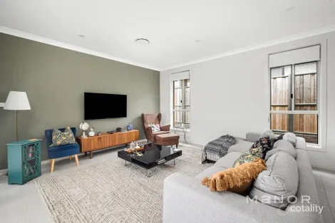 Property photo of 35 Epsilon Street Box Hill NSW 2765