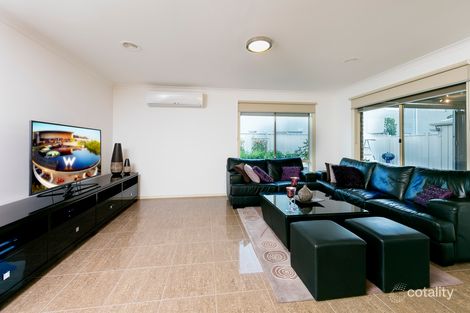 Property photo of 11 Farmhouse Boulevard Epping VIC 3076
