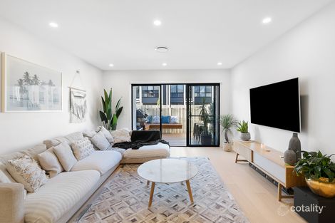 Property photo of 18E Macpherson Street Warriewood NSW 2102