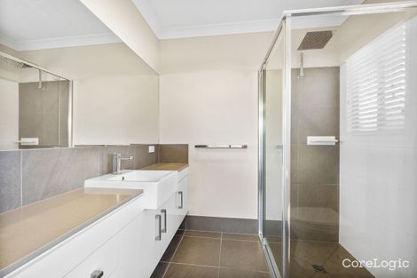 Property photo of 3/340 Hume Street Centenary Heights QLD 4350