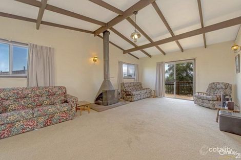 Property photo of 4 Talgai Court Newtown QLD 4350