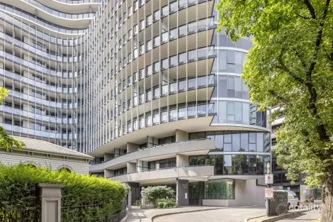 Property photo of 1104/55 Queens Road Melbourne VIC 3004