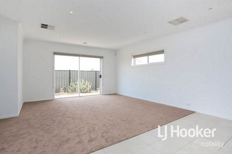 Property photo of 30 Derham Drive Point Cook VIC 3030