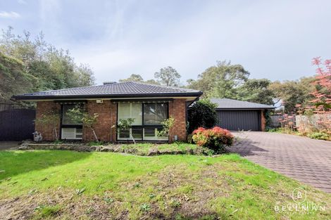 Property photo of 15 Landsdale Crescent Wantirna South VIC 3152