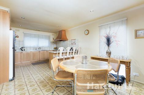 Property photo of 11 Austin Close Noble Park North VIC 3174