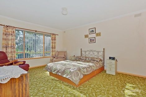 Property photo of 32 Tallering Avenue Pooraka SA 5095