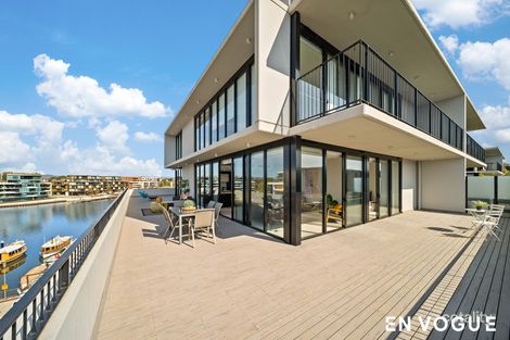 24/8 Trevillian Qy, Kingston, ACT 2604