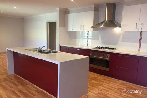 Property photo of 17 Yuruga Boulevard Point Cook VIC 3030