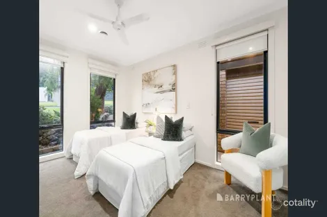 Property photo of 51 Culzean Crescent Highton VIC 3216