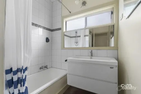 Property photo of 17 Main Street Pascoe Vale VIC 3044