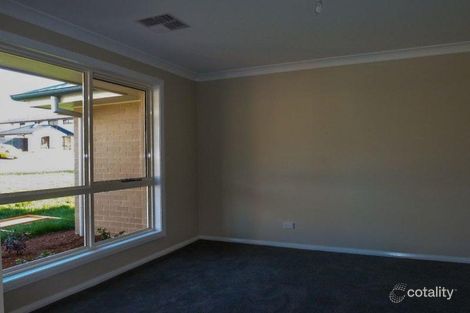Property photo of 10 Stirling Avenue Orange NSW 2800