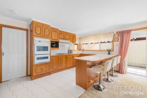 Property photo of 5 Whitehead Court Altona Meadows VIC 3028