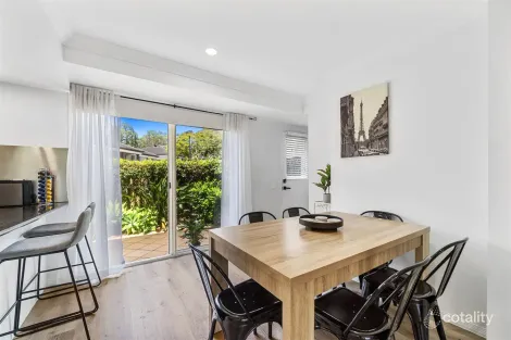 Property photo of 86/433 Brisbane Road Coombabah QLD 4216