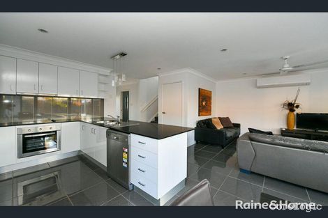 Property photo of 2/1 Agnes Street South Gladstone QLD 4680