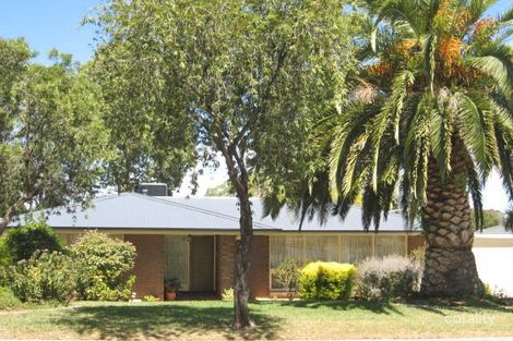 35 De Sassenay Cres, Modbury Heights, SA 5092