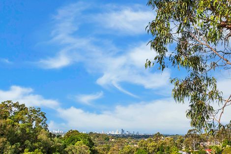 Property photo of 16 Lochinvar Court Highland Park QLD 4211