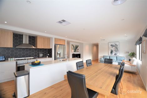 Property photo of 17 Merrion Street Marong VIC 3515