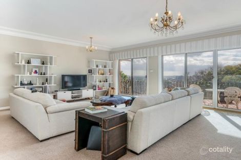 Property photo of 16 Hillview Crescent The Hill NSW 2300