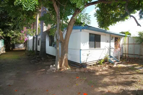 106 King St, Charters Towers City, QLD 4820