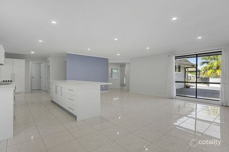 Property photo of 9 Onyx Court Carrara QLD 4211