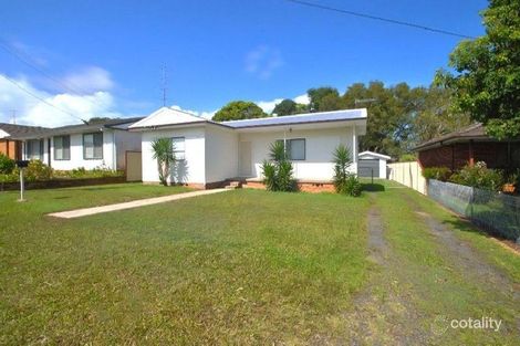 15 Athol St, Toukley, NSW 2263