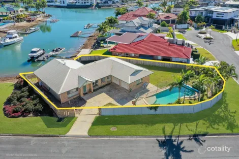 14 Fleetwing Ave, Newport, QLD 4020