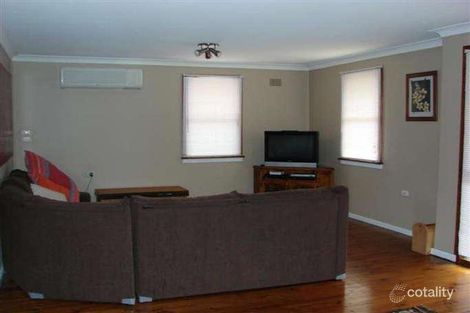 Property photo of 37 Carrington Circuit Leumeah NSW 2560