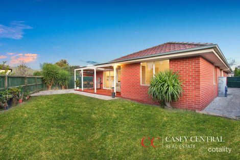 Property photo of 10 Ormiston Place Narre Warren South VIC 3805