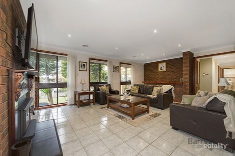 Property photo of 61 Janet Crescent Bundoora VIC 3083