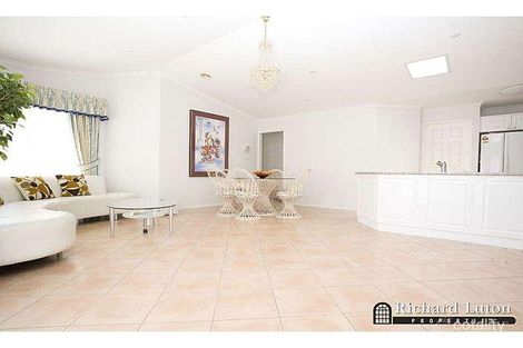 Property photo of 18 Bunduluk Crescent Ngunnawal ACT 2913