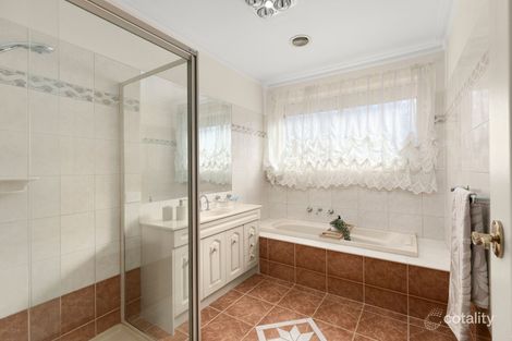 Property photo of 18 Maclaren Court Greenvale VIC 3059
