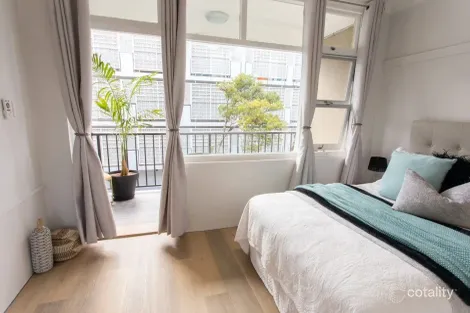 Property photo of 16/2-4 Pine Street Manly NSW 2095