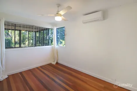 Property photo of 22 Chester Street Highgate Hill QLD 4101