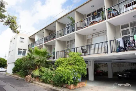 Property photo of 16/2-4 Pine Street Manly NSW 2095